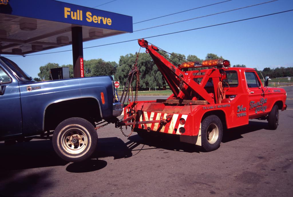 Heavy Hauling in Clair Mel FL 
      33619