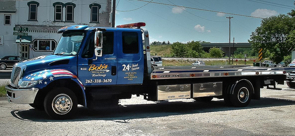 Heavy Hauling in Neptune Beach FL 
      32266