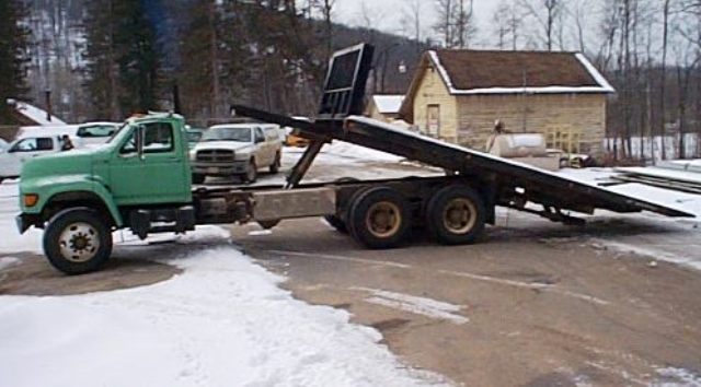 Heavy Hauling in Perrine FL 
      33177