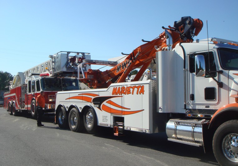 Heavy Hauling in Miami FL 
      33183