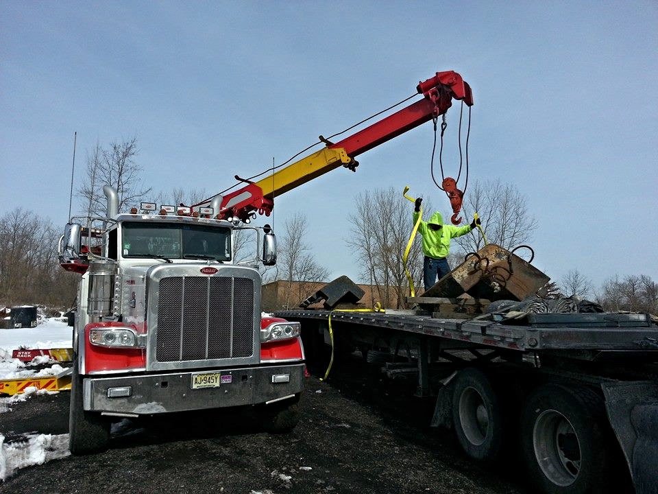 Heavy Hauling in Braden River FL 
      34201