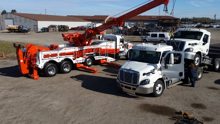 Heavy Hauling in Reddick FL 
      32686
